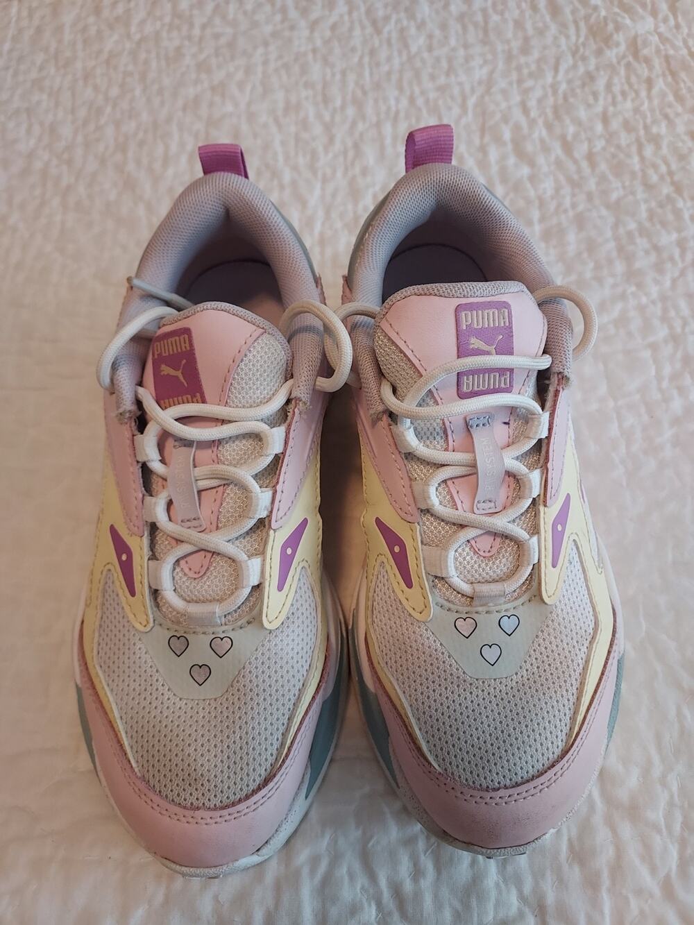Puma Running System shoes kids girls size 4 Tie shoes worn 2 times then outgrown